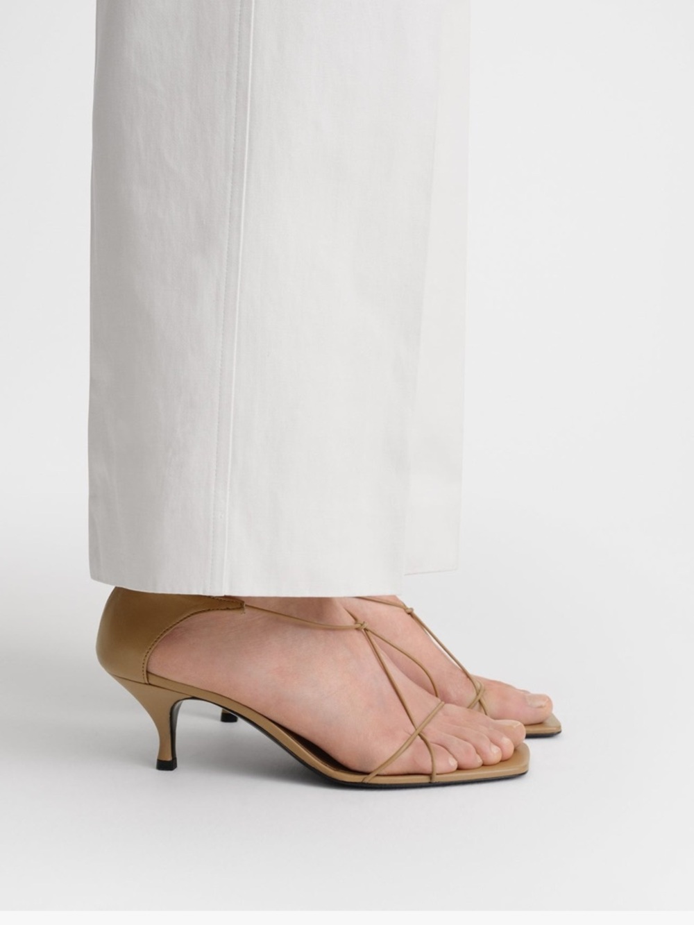 TOTEME The Leather Knot Sandal caramel - Picture 3 of 14